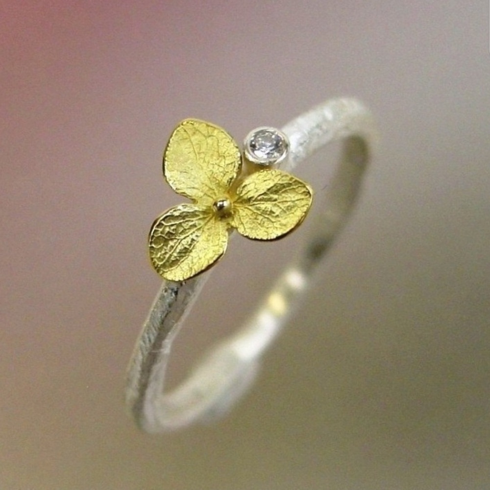 Hydrangea Blossom Diamond Stacking Ring